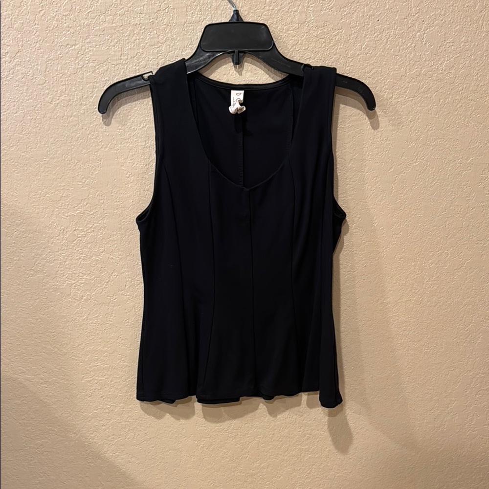 dolan Black Scoop Neck Sleeveless Tank Top